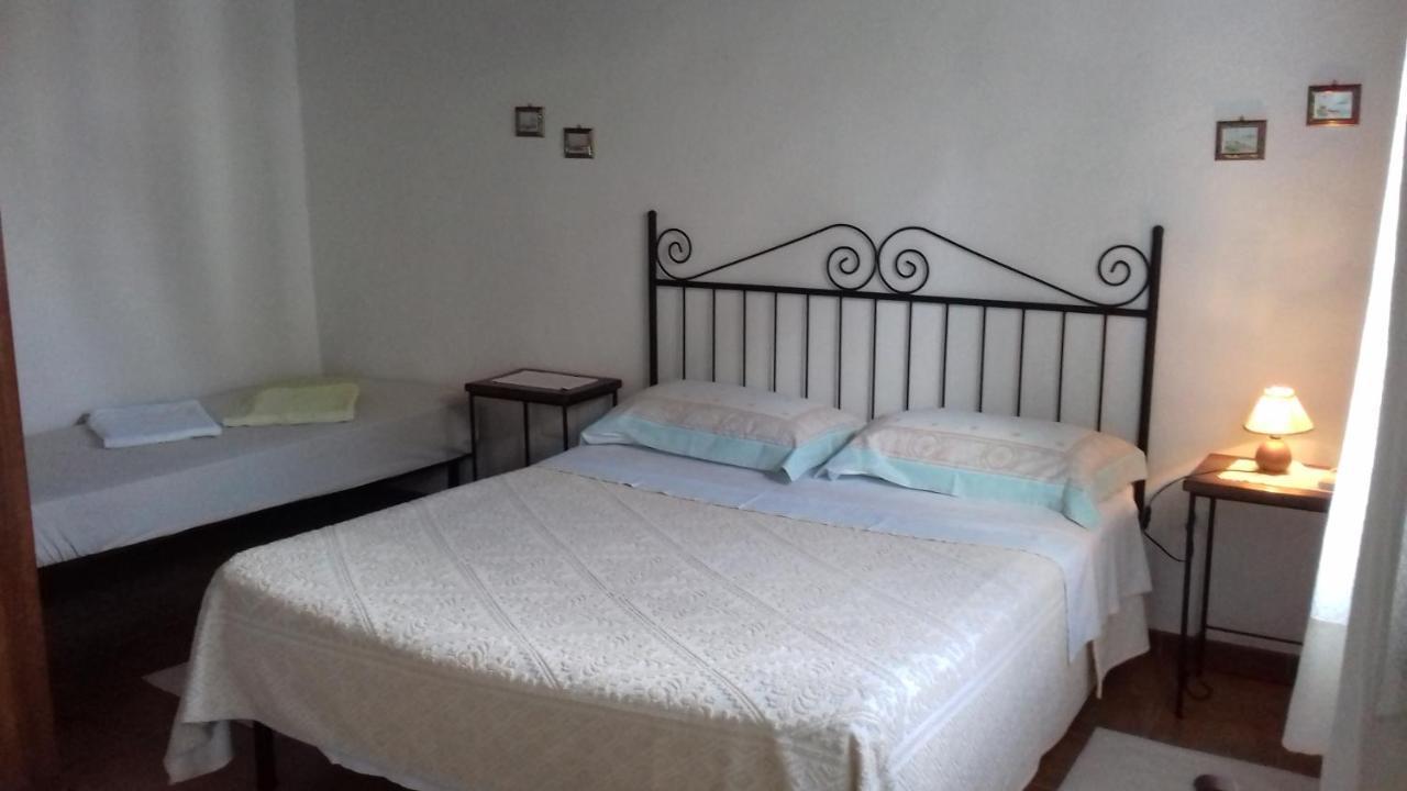 B&B Is Camminantis Nurallào Buitenkant foto