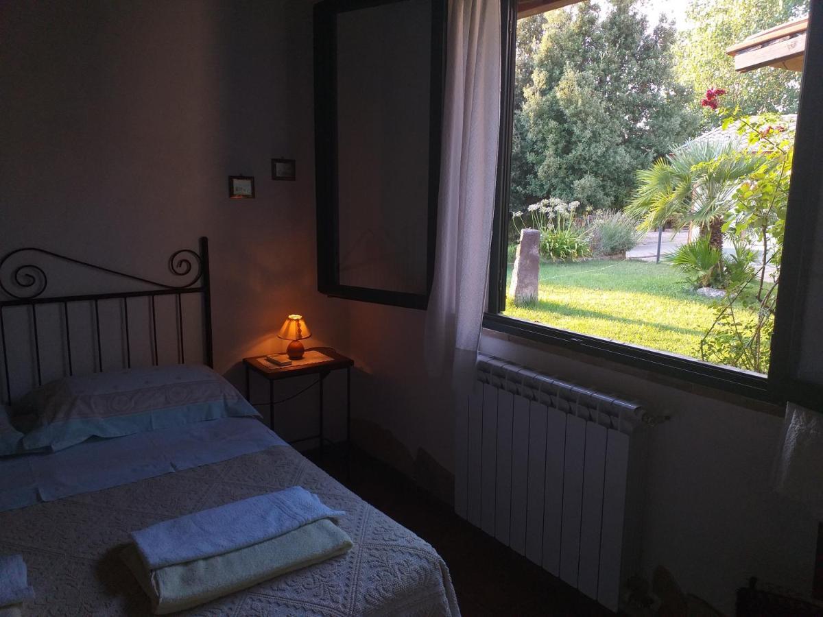 B&B Is Camminantis Nurallào Buitenkant foto